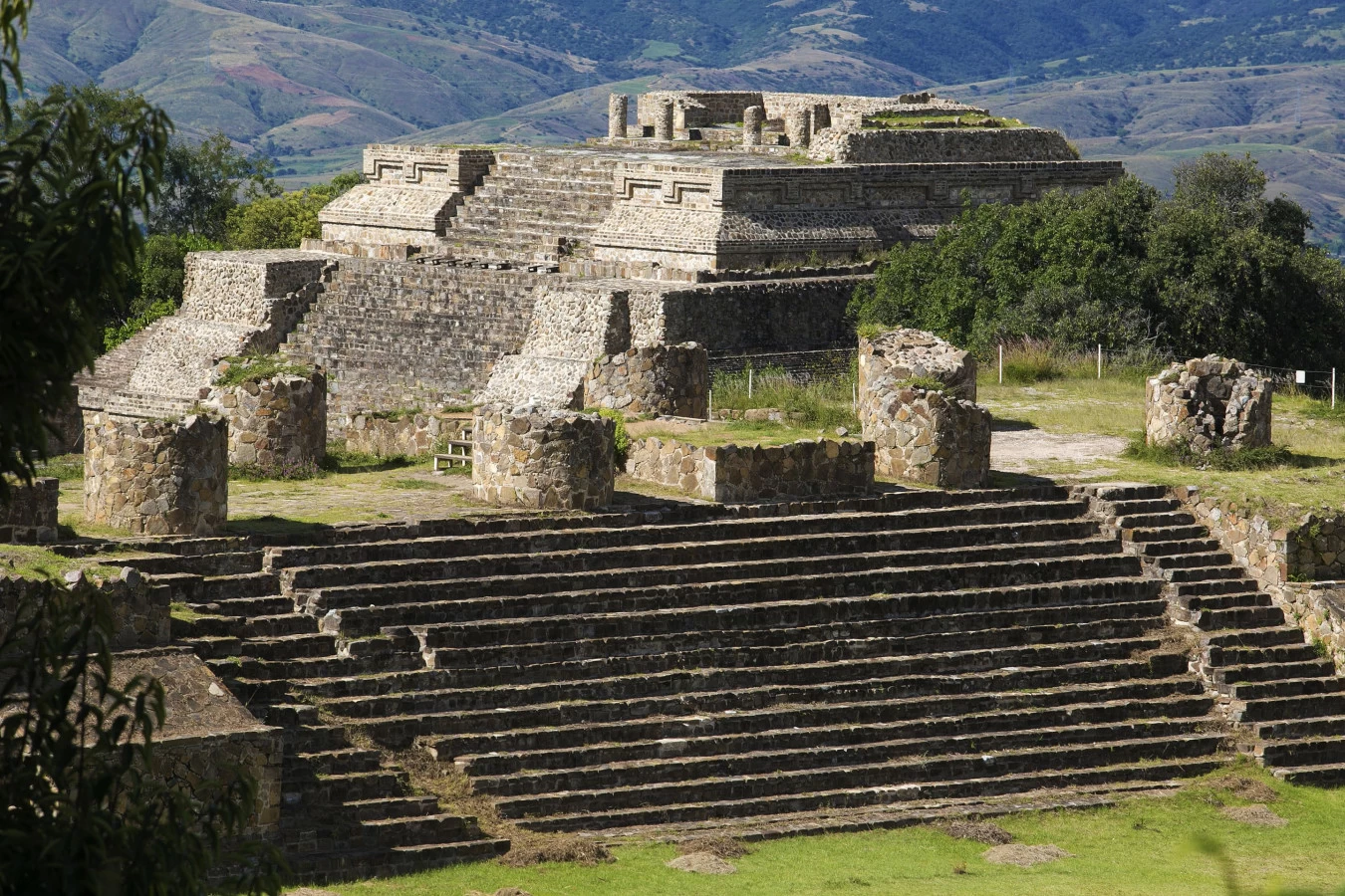 Nota sobre Zona arqueológica de Monte Albán, Oaxaca