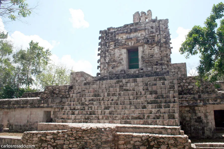 Nota sobre Sayil, Yucatán