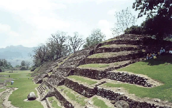Nota sobre  Zona arqueológica de El Cuajilote, Veracruz