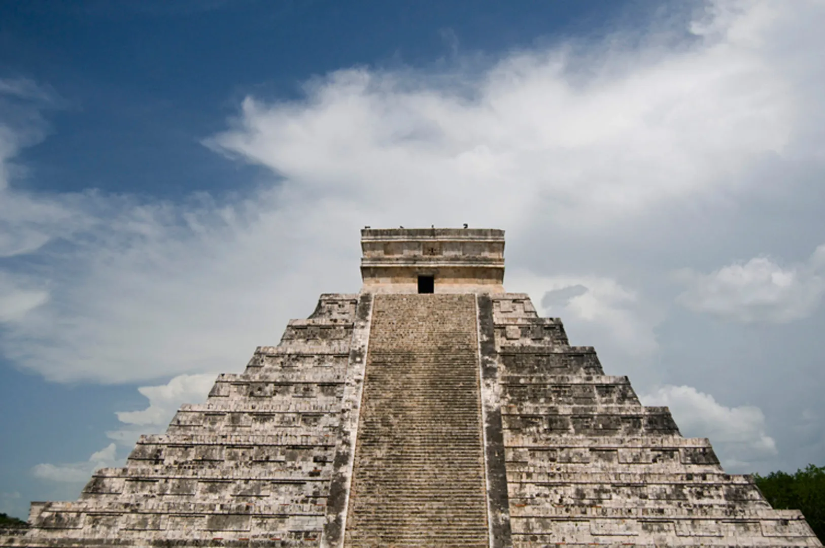 Nota sobre Xichén: una ruta, muchos destinos en el Mundo Maya
