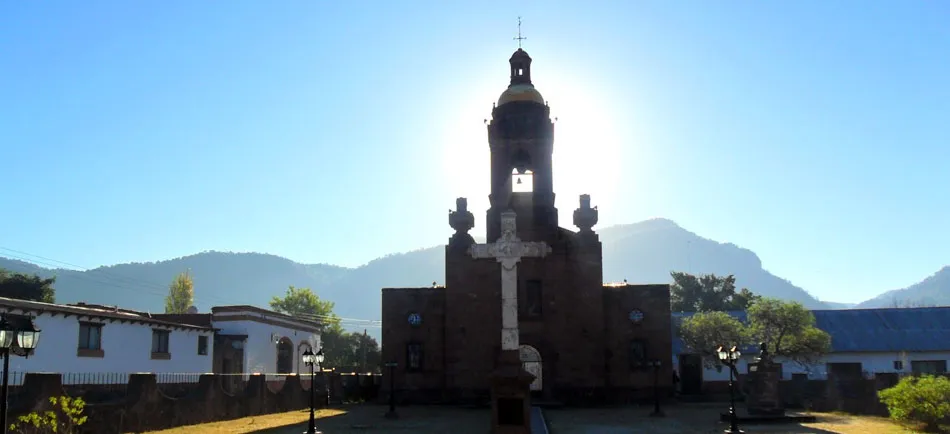 Nota sobre Recuerdos montañosos en Cerocahui, Chihuahua