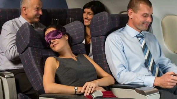 Nota sobre Sigue estos consejos para poder dormir plácidamente en un avión