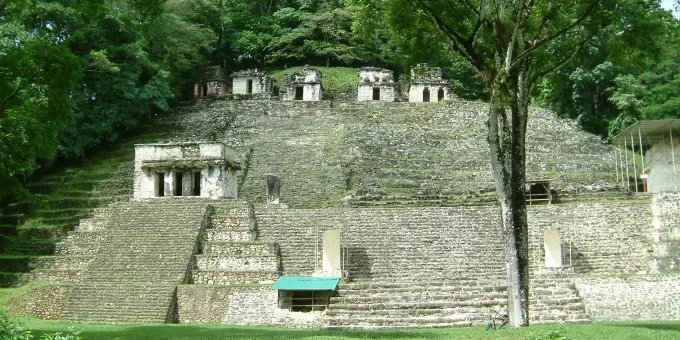 Nota sobre Aventúrate en la zona arqueológica de Bonampak en Chiapas