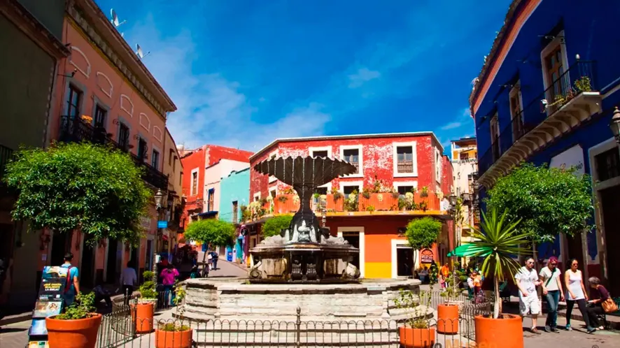 Nota sobre Plaza del Baratillo, un sitio bello y pintoresco de Guanajuato