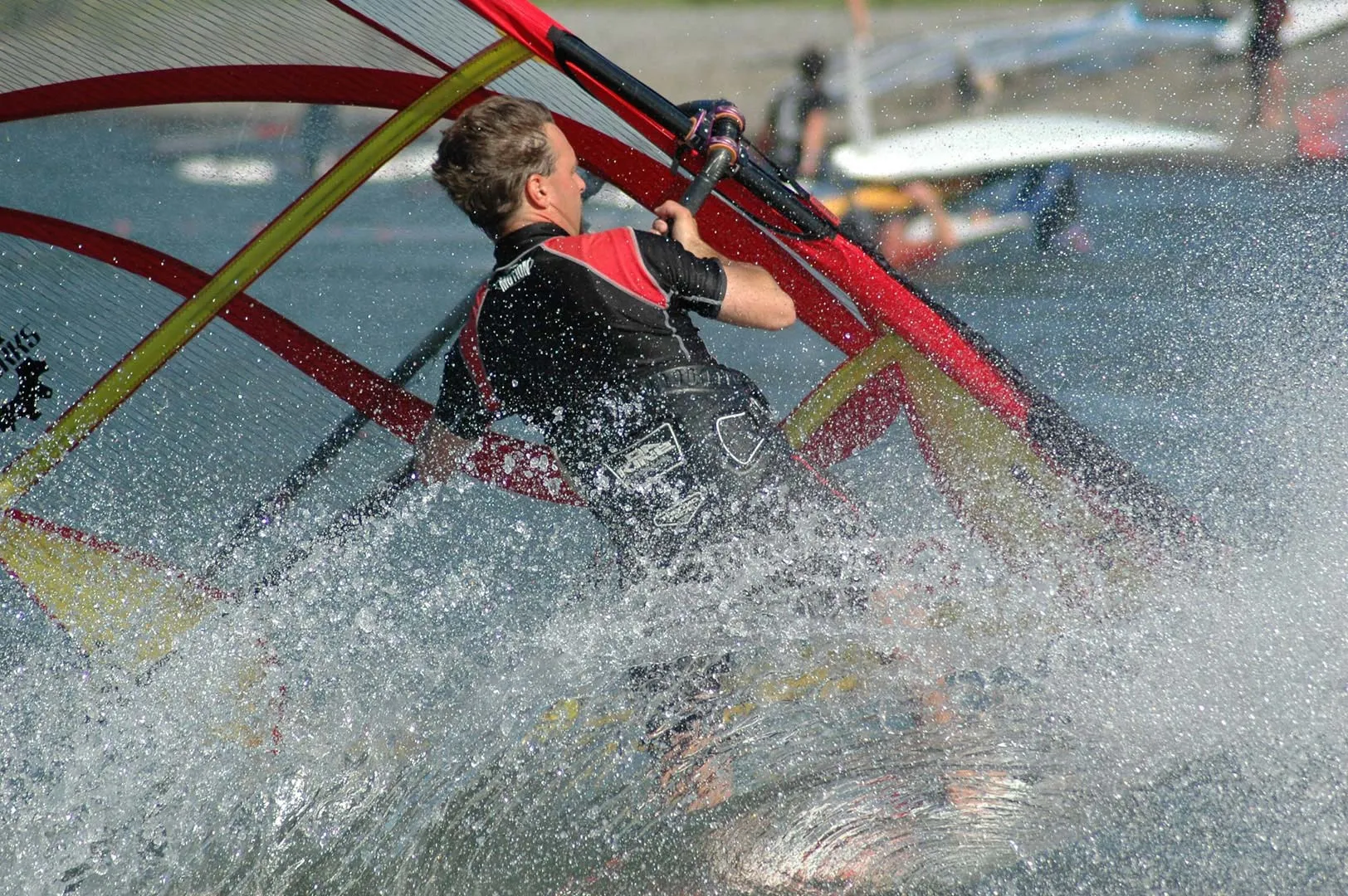 Nota sobre El windsurfing un deporte emocionante