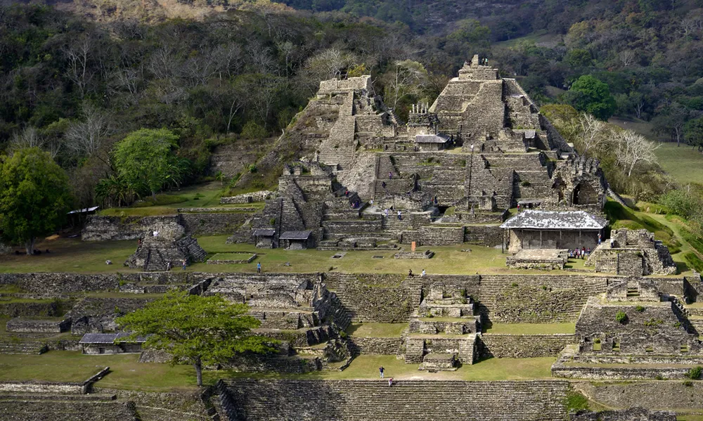 Nota sobre Toniná la gran ciudad maya en Chiapas