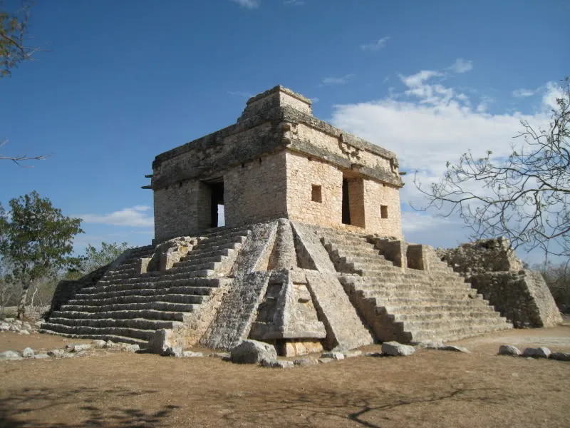 Nota sobre Sitio arqueológico de Dzibilchaltún en Yucatán
