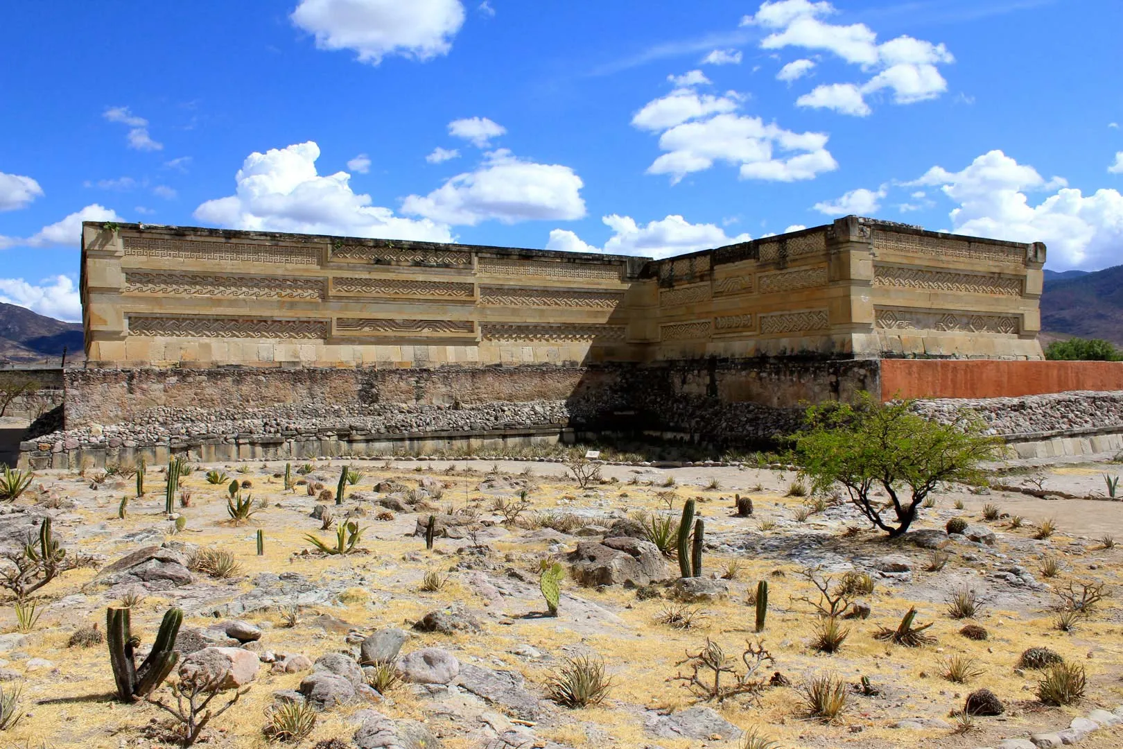Nota sobre Sitio arqueológico de Peralta, Guanajuato