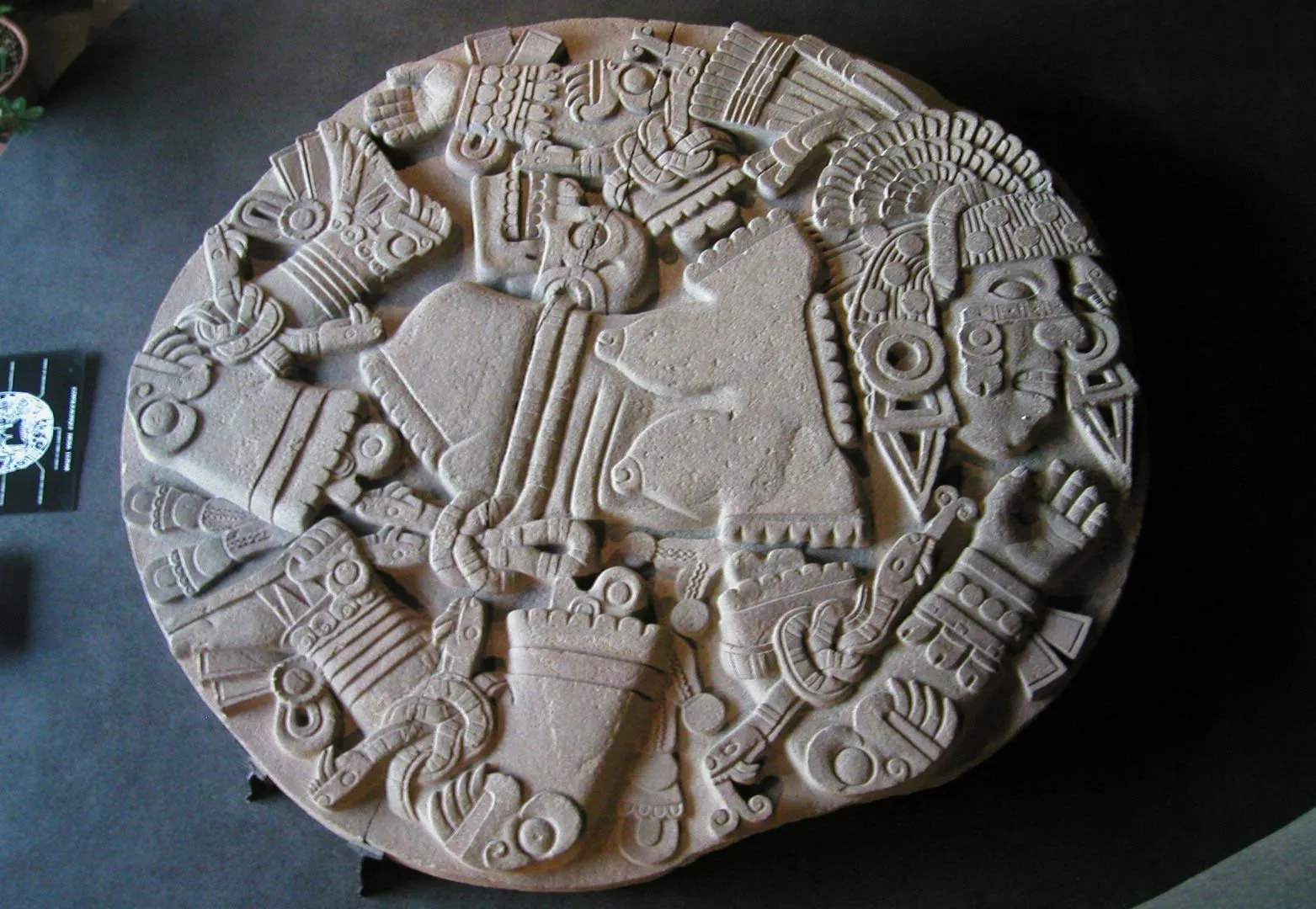 Nota sobre El descubrimiento de Coyolxauhqui, la diosa de la Luna
