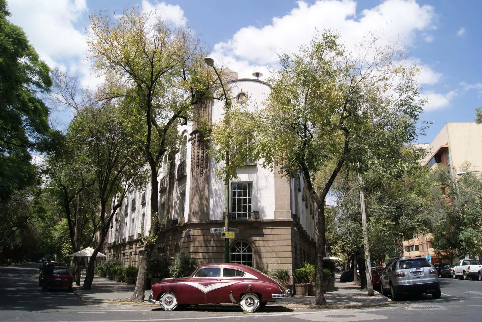Nota sobre La colonia Condesa, un lugar donde pasear en la Ciudad de México