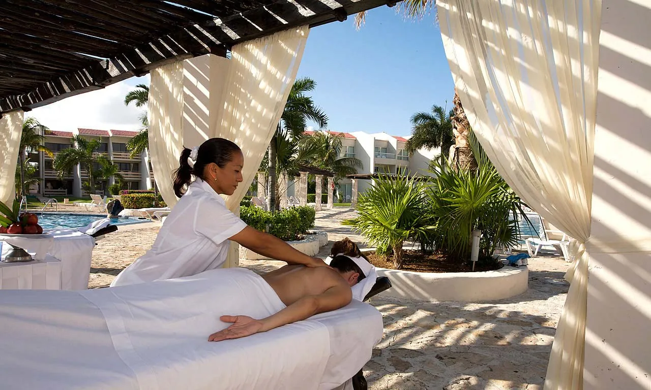 Nota sobre Relájate en el Ritz Carlton Kayanta Spa en Cancún