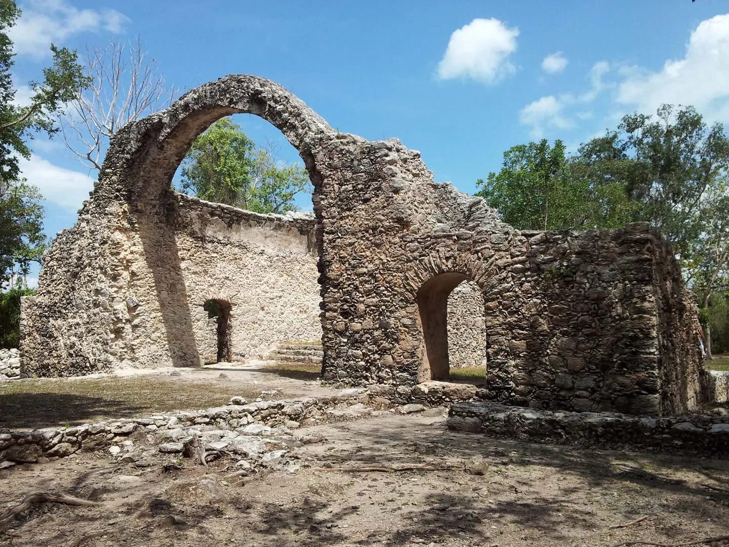 Nota sobre Oxtankah, sitio arqueológico en Chetumal