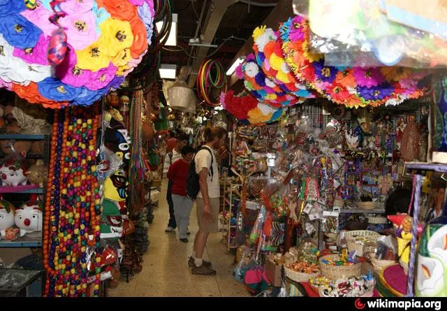 Nota sobre De compras en el Bazar Artesanal Mexicano