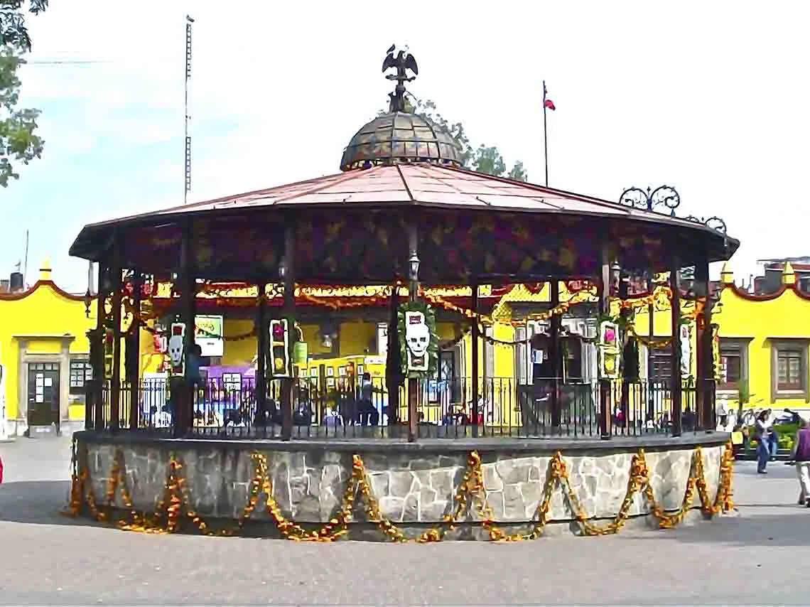 Nota sobre Lugars pintorescos: Kiosco del Jardín Hidalgo, Coyoacán