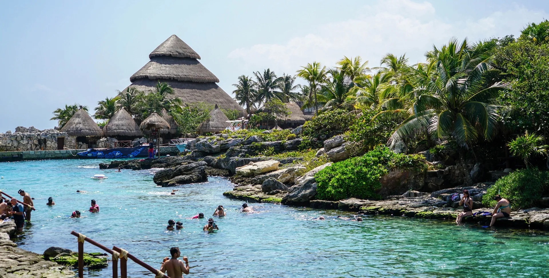 Nota sobre Visita Xcaret, parque ecoturístico de Quintana Roo