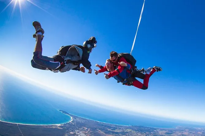Nota sobre Salta a la aventura en paracaidas