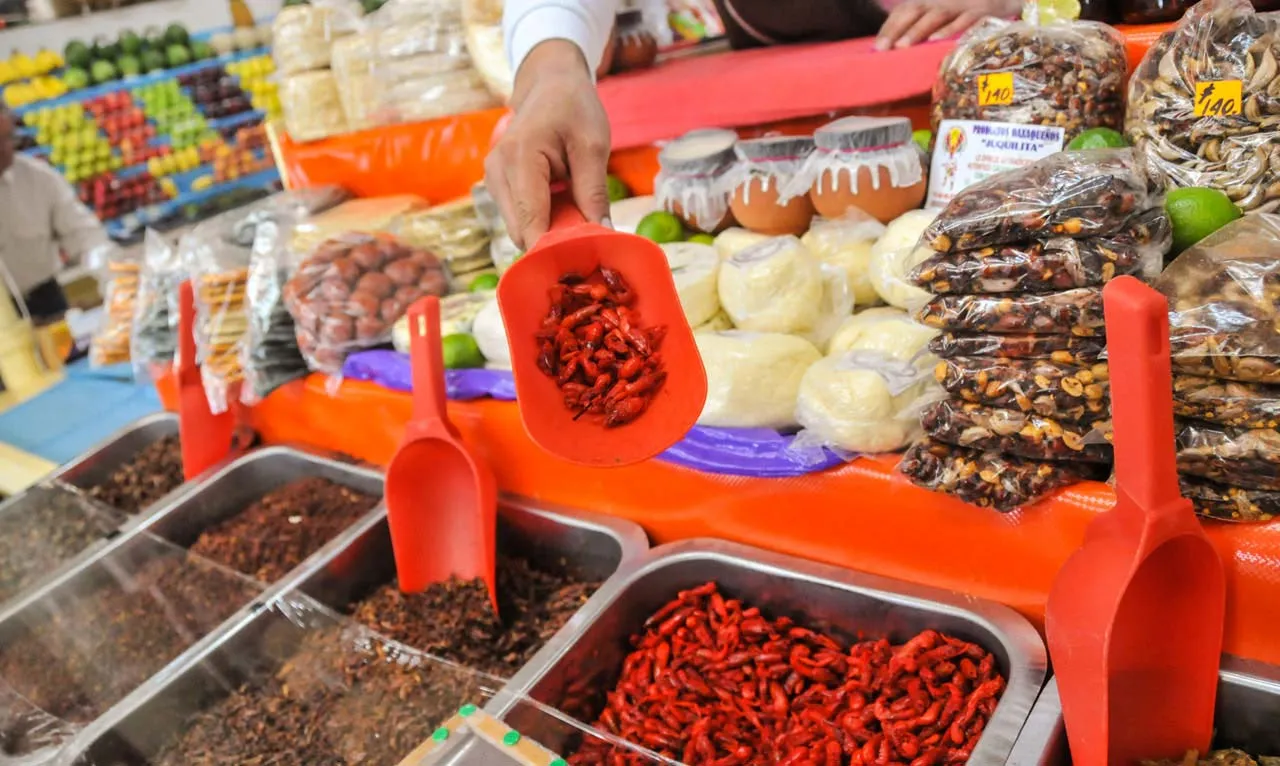 Nota sobre Recorre y degusta los sabores exóticos del Mercado de San Juan