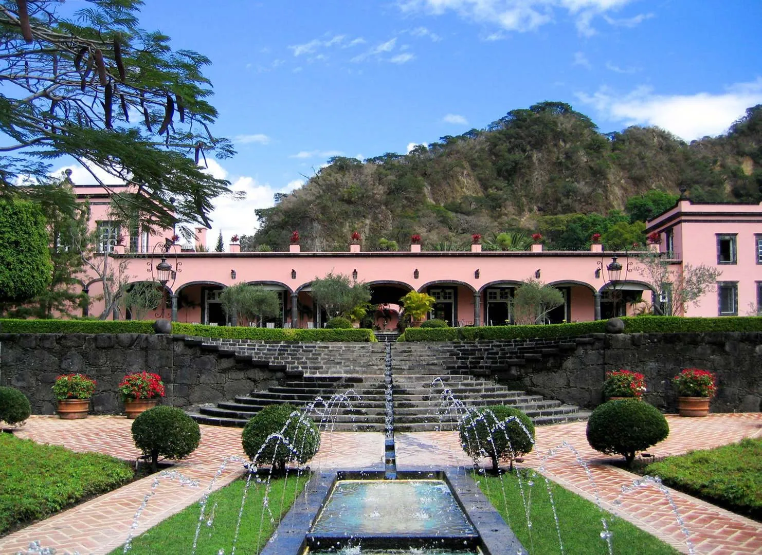 Nota sobre Dando un tour por la hacienda Santa María Xalostoc, en Tlaxcala