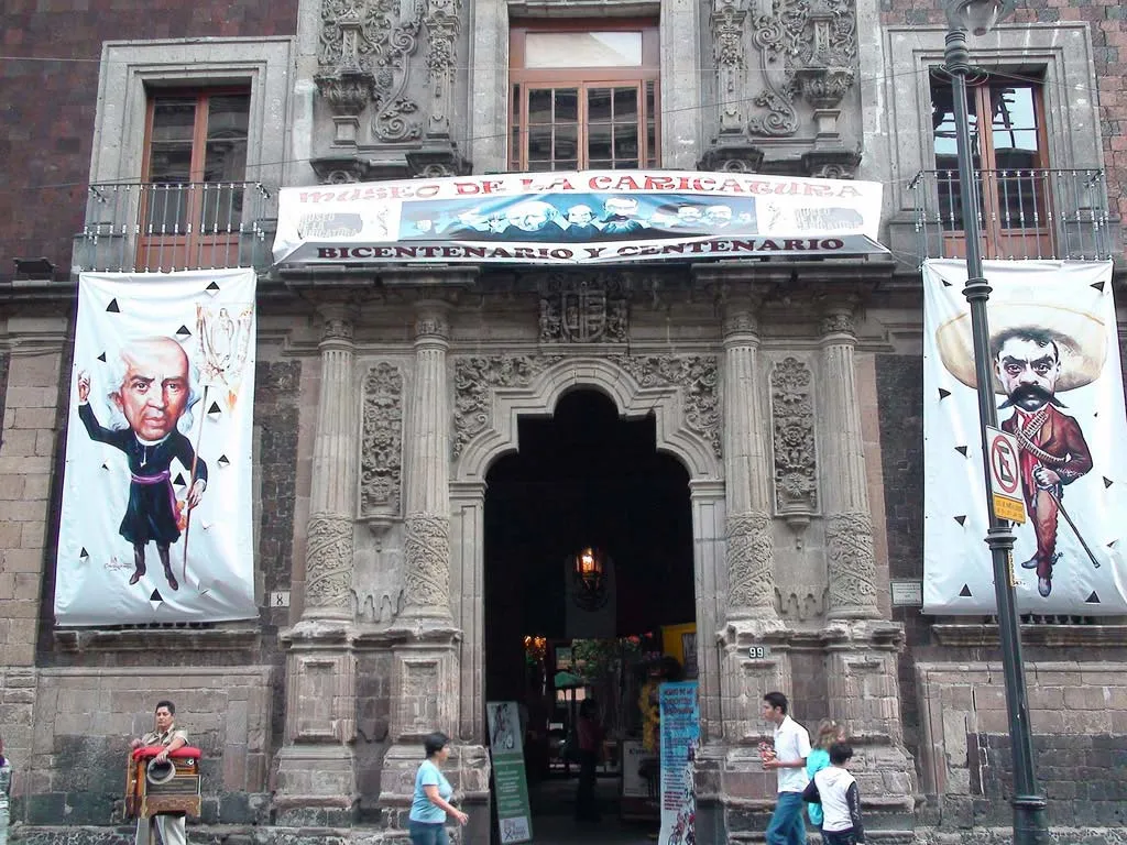 Nota sobre Palacio de Cultura Banamex en el Centro Histórico de la CDMX