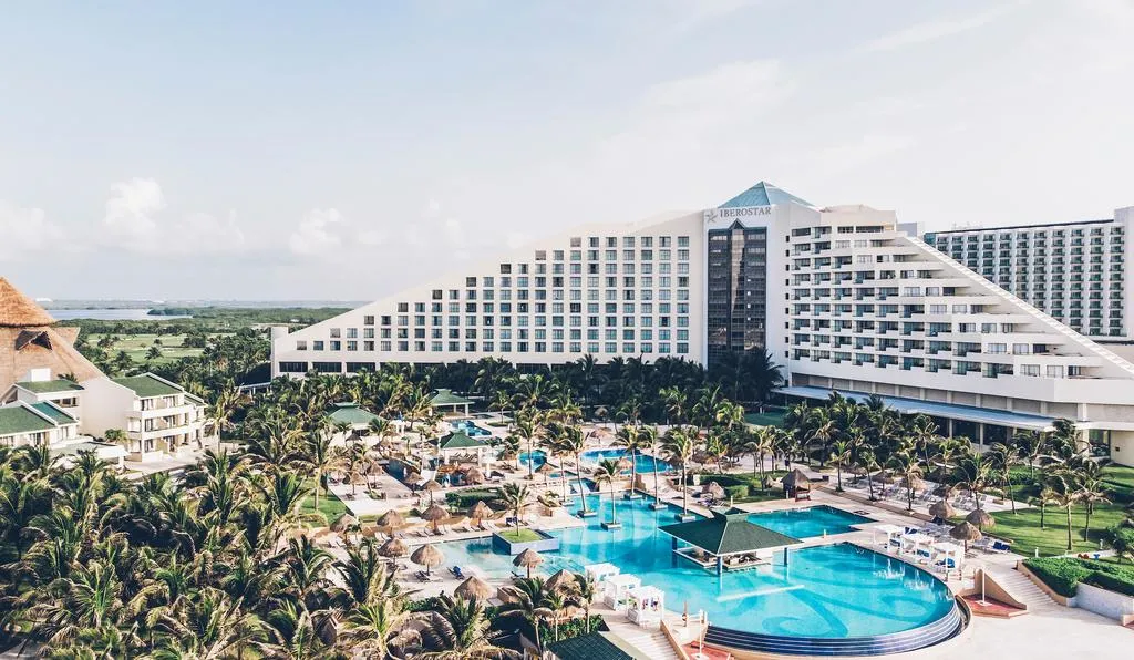 Nota sobre Turismo Post-Covid 19: Iberostar reabrirá próximamente hotel en el Caribe Mexicano 