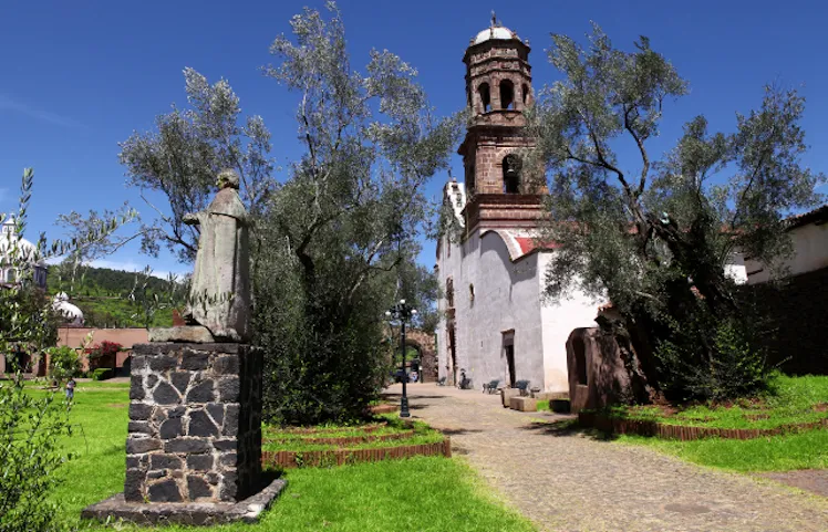 Tzintzuntzan Pueblo Magico Michoacan Valle de Bravo Pueblo Magico