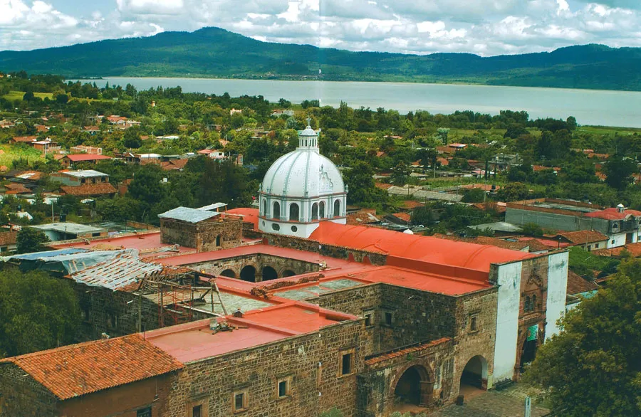 Tzintzuntzan y Jiquilpan