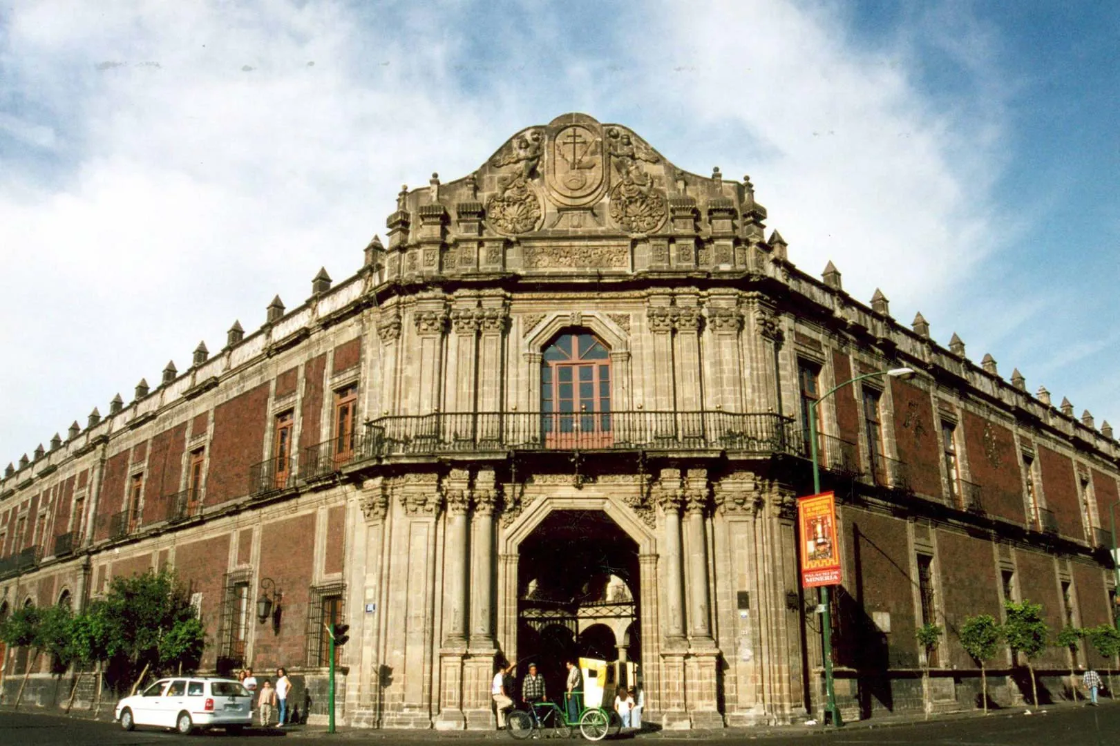 El Palacio de la Antigua Escuela de Medicina