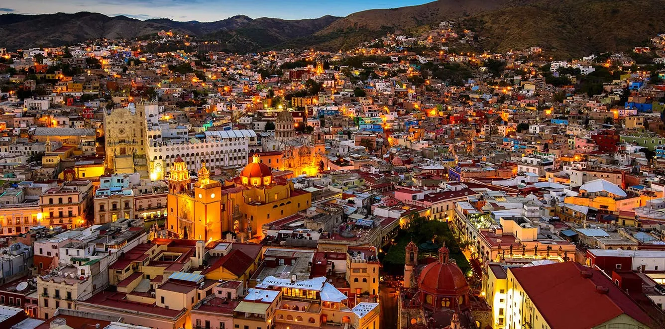 La ciudad histórica de Guanajuato y sus minas adyacentes La ciudad histórica de Guanajuato y sus minas adyacentes