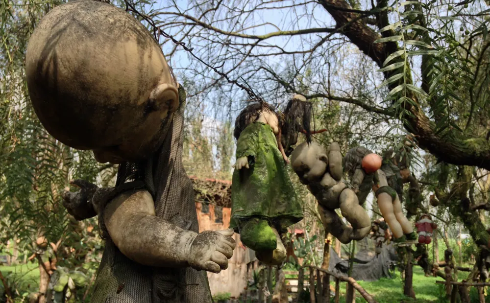 La escalofriante Isla de las Muñecas en Xochimilco