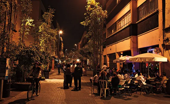 Diversión en la calle Regina en el Centro Histórico