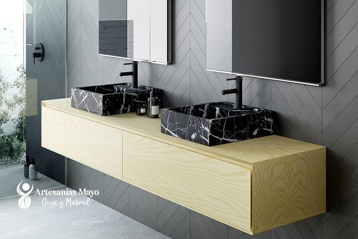 Mesas y lavabos de mármol