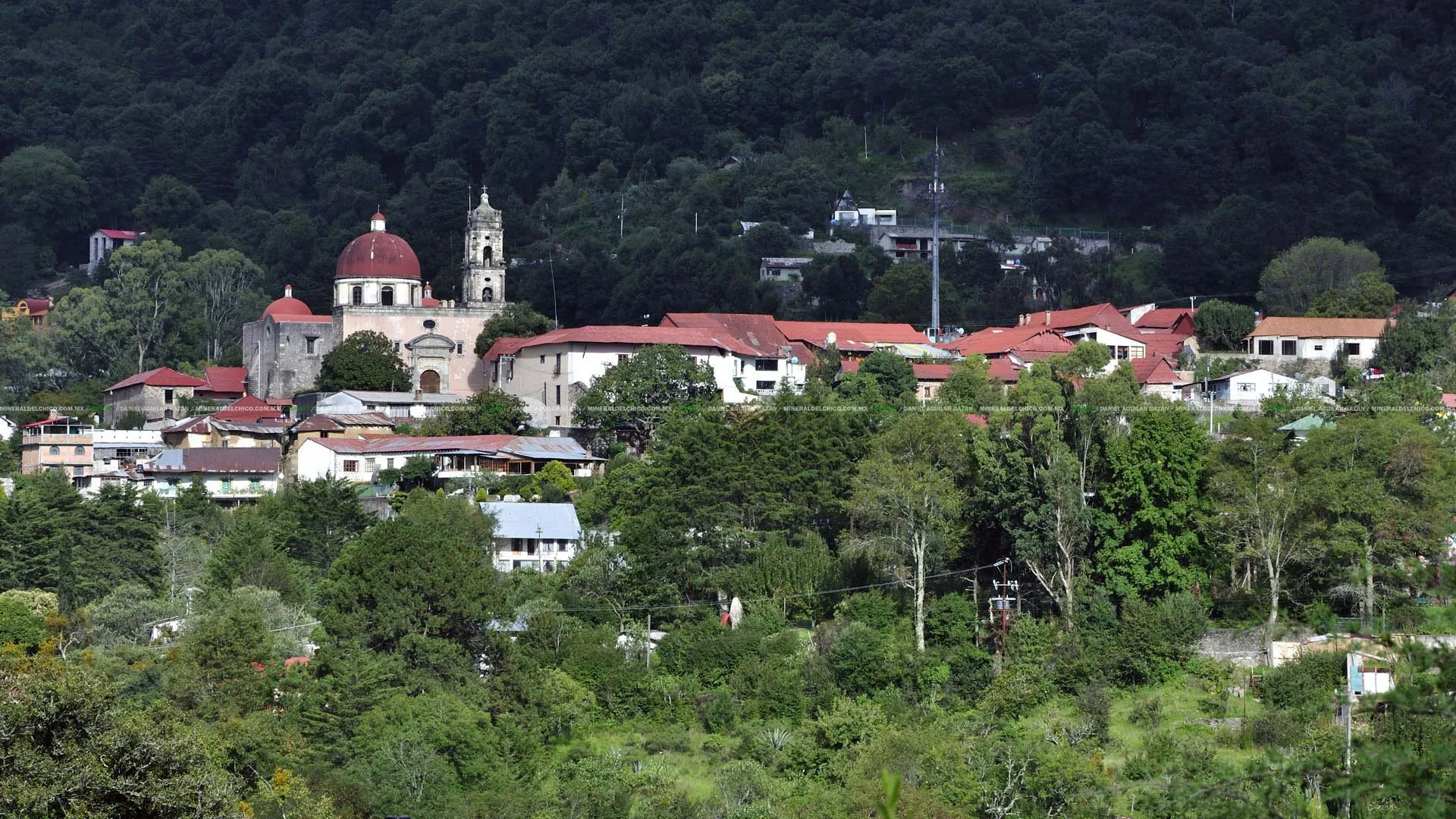 Valle de Bravo Pueblo Magico