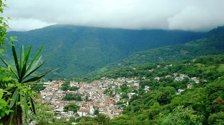 Valle de Bravo Pueblo Magico