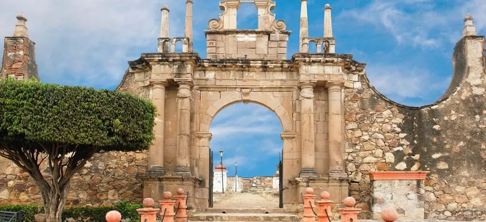 Valle de Bravo Pueblo Magico