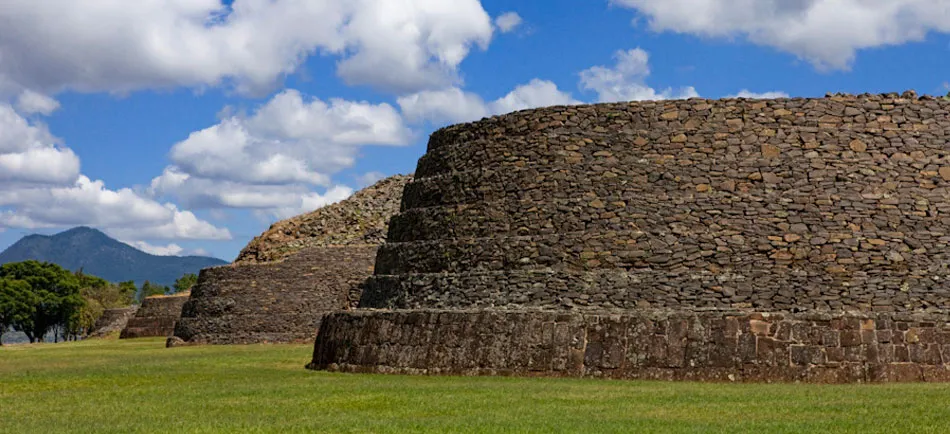 Tzintzuntzan Pueblo Magico Michoacan Valle de Bravo Pueblo Magico