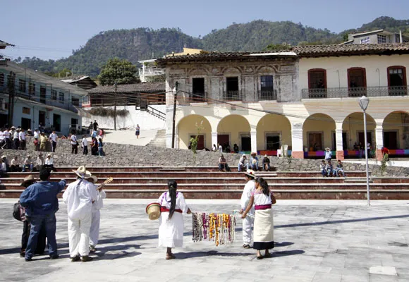 Valle de Bravo Pueblo Magico