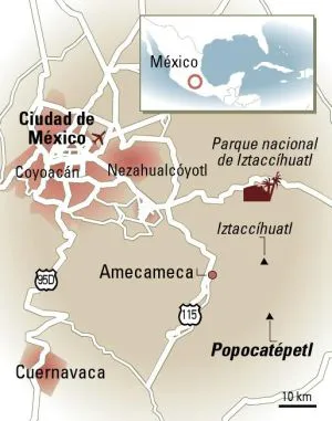 Amanecer de volcanes en México