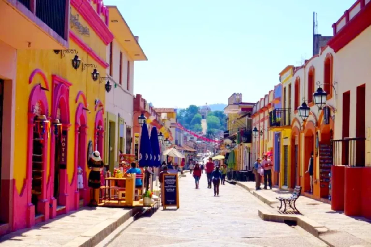 Colorido y folclor en los Pueblos Mágicos de México Colorido y folclor en los Pueblos Mágicos de México