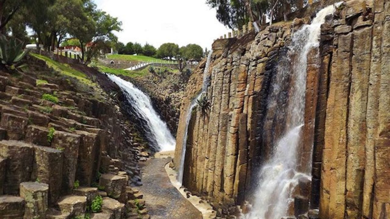 Huasca de Ocampo: El Pueblo Mágico donde la Mejor Trucha del País te Espera en Febrero 2026 Huasca de Ocampo: El Pueblo Mágico donde la Mejor Trucha del País te Espera en Febrero 2026