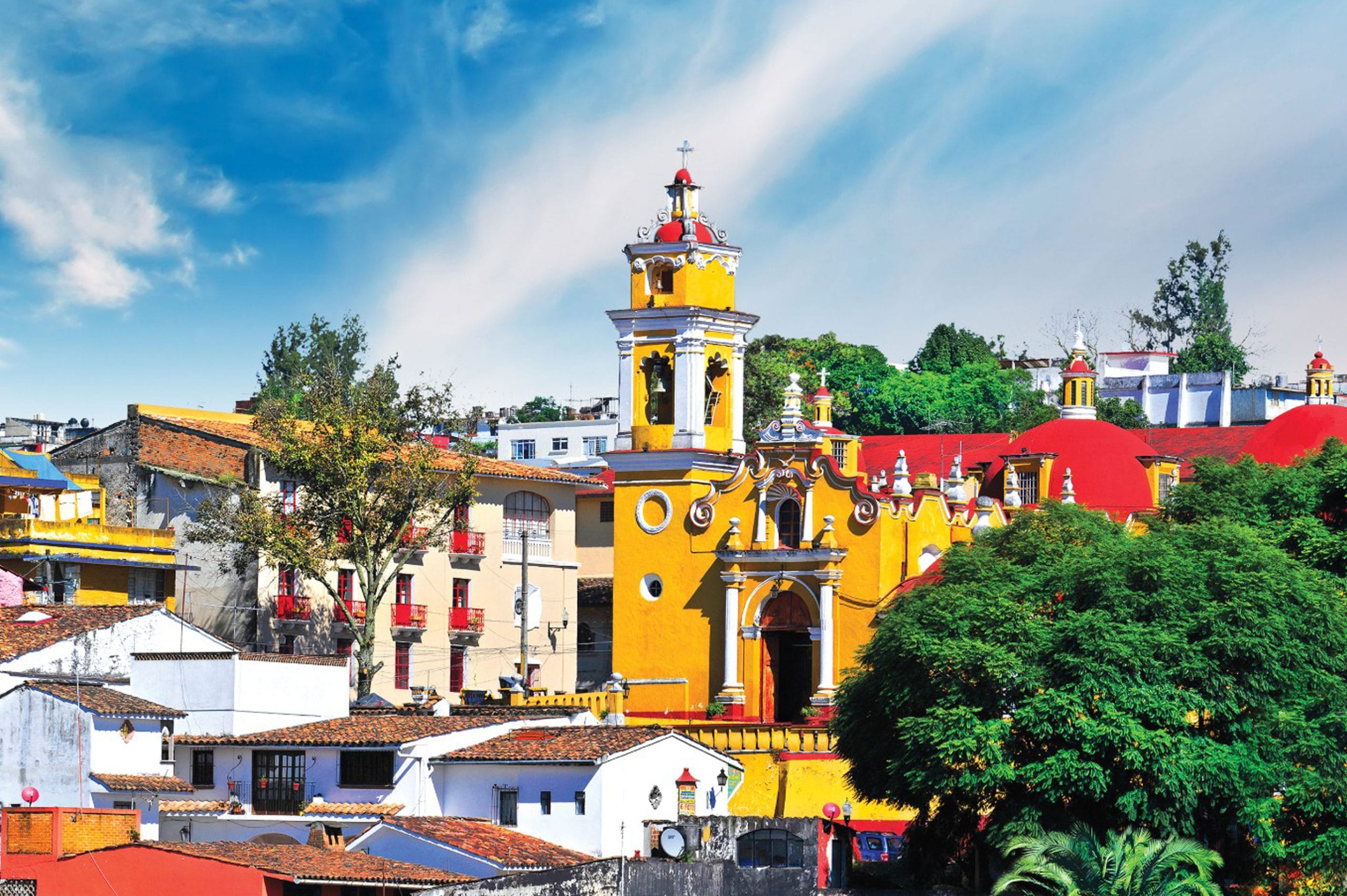 Guía Turística de Xalapa: Arte, Café y Niebla en la Capital Veracruzana Guía Turística de Xalapa: Arte, Café y Niebla en la Capital Veracruzana